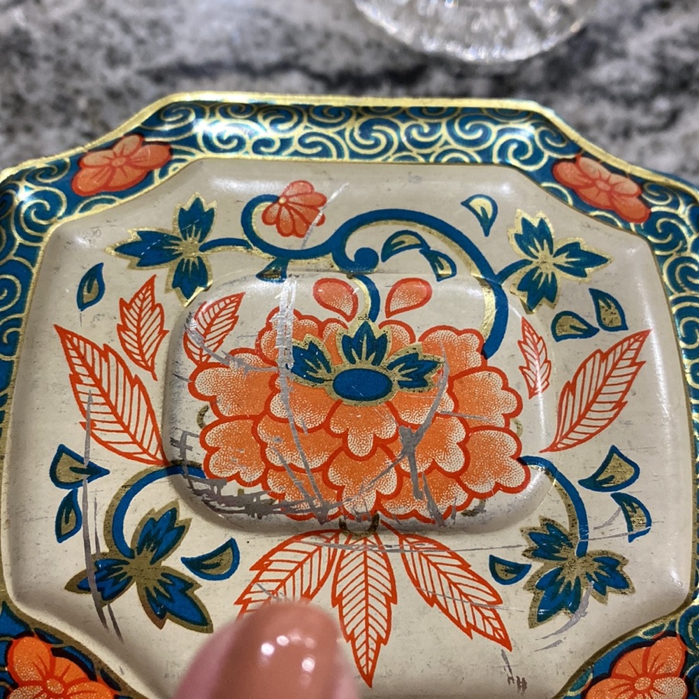 Vintage Baret Ware Floral Metal Tea Tin Octagon #166 England! - Picture 9 of 9